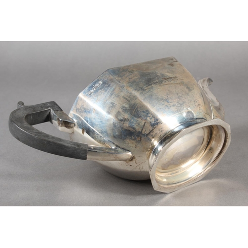 12 - Geo V silver three piece teaset of plain form, Sheffield,&nbsp;Frank Cobb & Co Ltd, 1932, 960g.&... 