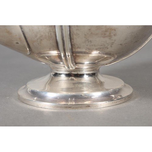 44 - Geo V silver teapot with wooden handle and knop, initialled S, Brook & Son, Sheffield, 1916, 823... 