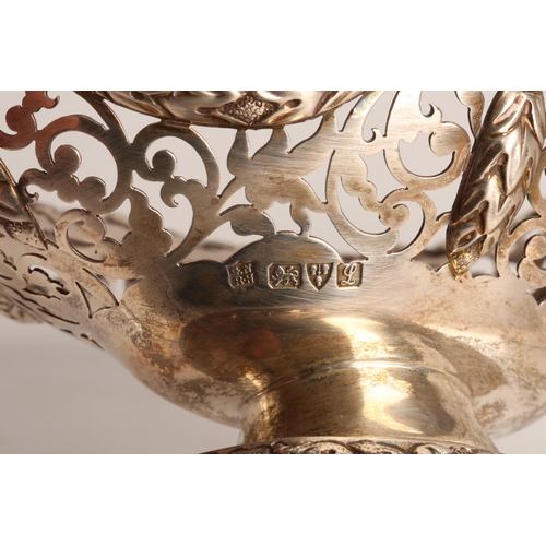 Pierced silver basket, Chester 1911, 212g