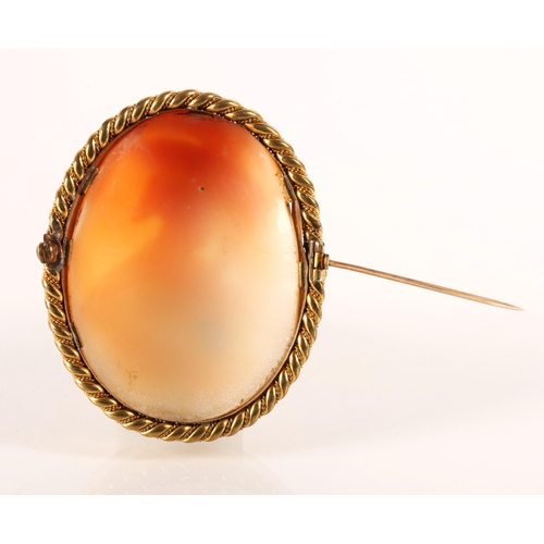 33 - Victorian unmarked gold mounted carved shell cameo brooch, depicting Hebe, the Greek goddess of yout... 