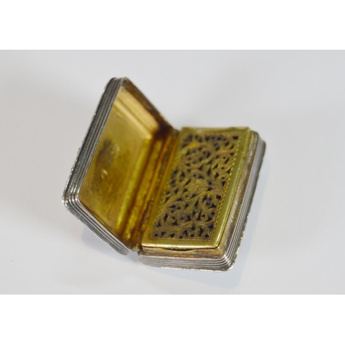 38 - Two Georgian silver vinaigrettes, c. 1820s, each with an engraved cartouche to the hinged top and gi... 