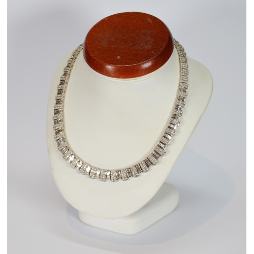 66 - Diamond collar, baguette and brilliant-cut, set in white gold, '18k', 64g gross.