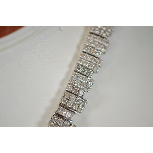 66 - Diamond collar, baguette and brilliant-cut, set in white gold, '18k', 64g gross.