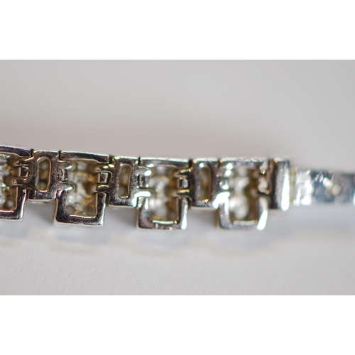 66 - Diamond collar, baguette and brilliant-cut, set in white gold, '18k', 64g gross.