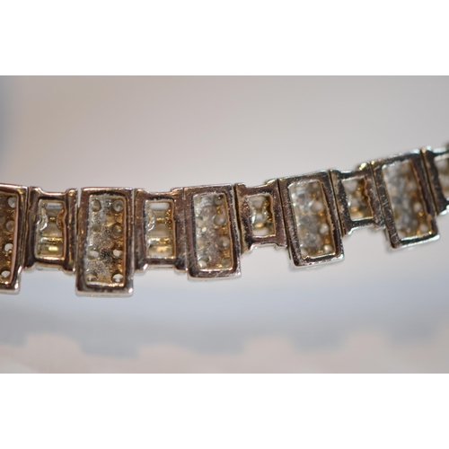 66 - Diamond collar, baguette and brilliant-cut, set in white gold, '18k', 64g gross.