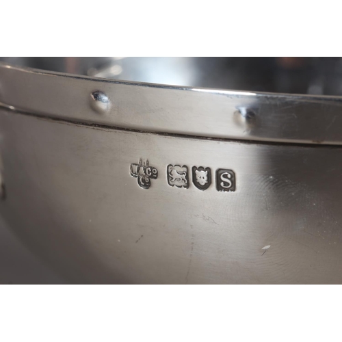 55 - Geo V silver twin handled pedestal bowl, Horace Woodward & Co Ltd, London, 1913, 19cm wide, 317g... 