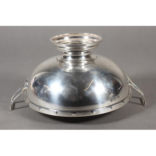 55 - Geo V silver twin handled pedestal bowl, Horace Woodward & Co Ltd, London, 1913, 19cm wide, 317g... 