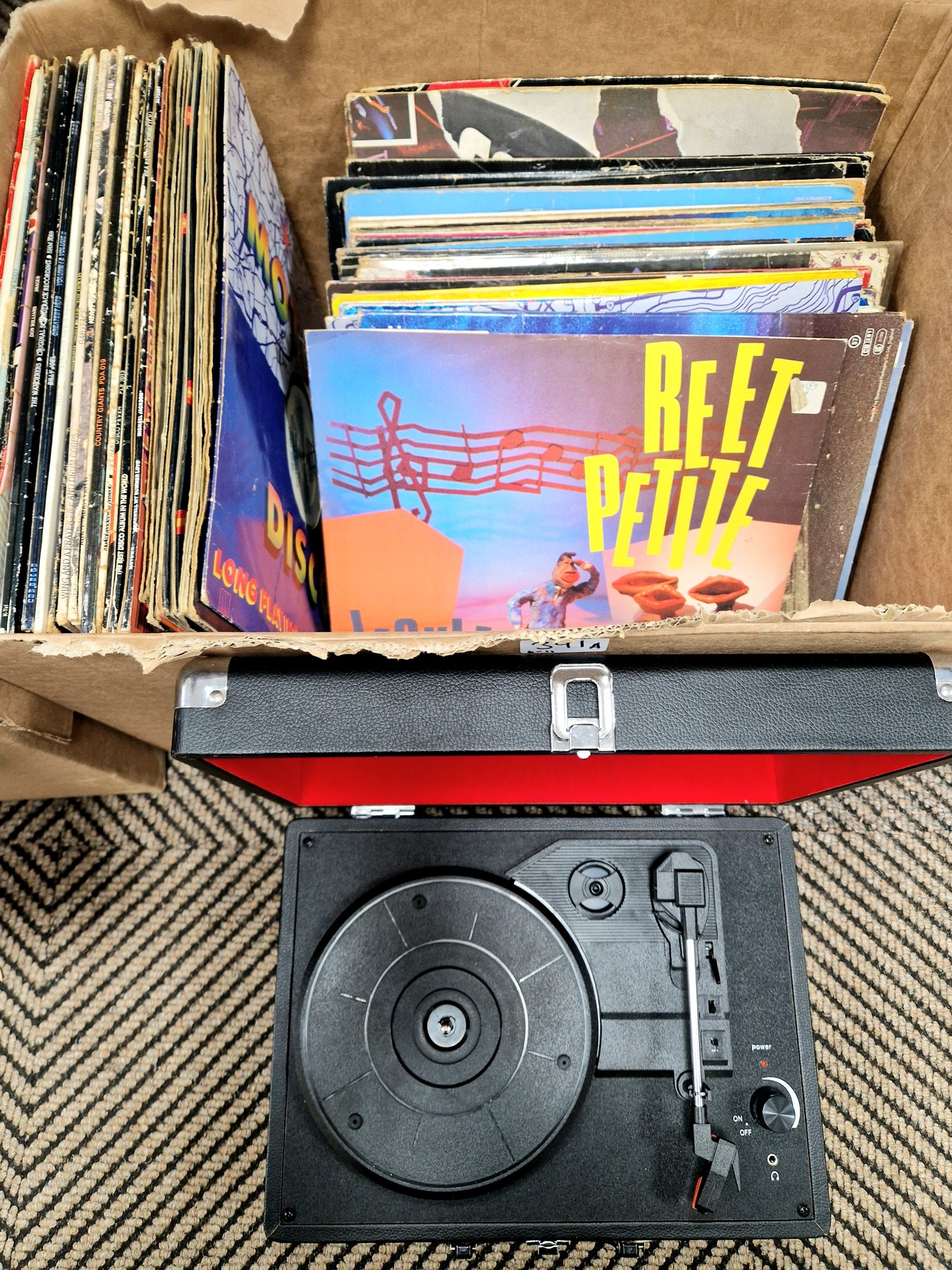 Musitrend portable turntable with collection of vinyl LP records to ...