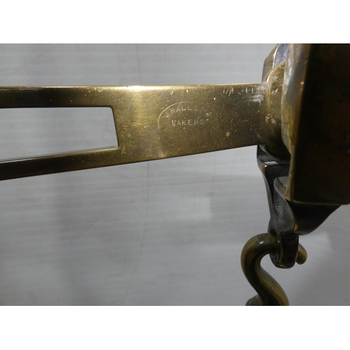 50 - Set of Edwardian brass and cast balance scales, with weights.