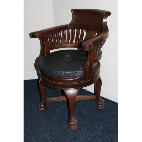 376 - Victorian mahogany spindle back swivel desk armchair with green leather seat pad raised on cabriole ... 