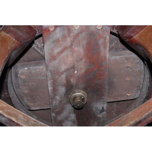 376 - Victorian mahogany spindle back swivel desk armchair with green leather seat pad raised on cabriole ... 