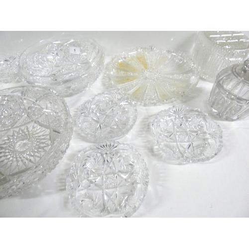 5 - Eighteen Antique American cut glass bowls with fans and hobstars pattern, sawtooth edges, circa 1896... 