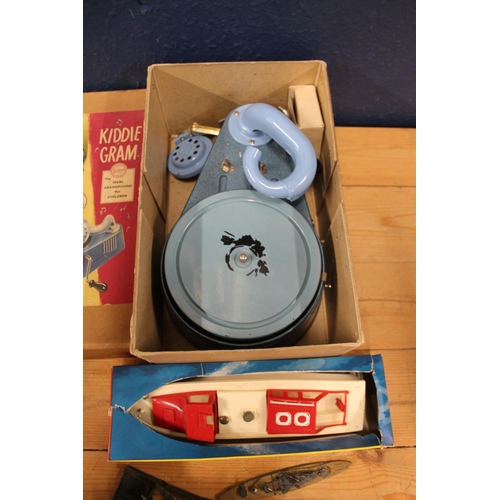 1103 - Hornby model 4 Speed Boat boxed. Goldring of England Kiddie Gram gramophone for children, boxed. Die... 