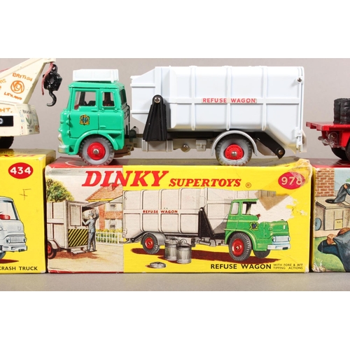 1074 - Dinky Toys diecast model vehicle 978 Refuse Wagon, 425 Bedford TK Coal Lorry and 434 Bedford TK Cras... 