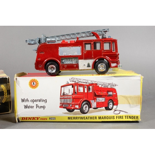 1077 - Dinky Toys diecast model vehicle 285 Merryweather Marquis Fire Tender and 970 Jones Fleetmaster Cant... 
