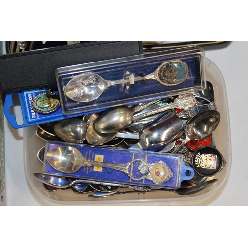 127 - Collection of silver plated flatware, cased teaspoons, condiment sets, souvenir spoons etc.