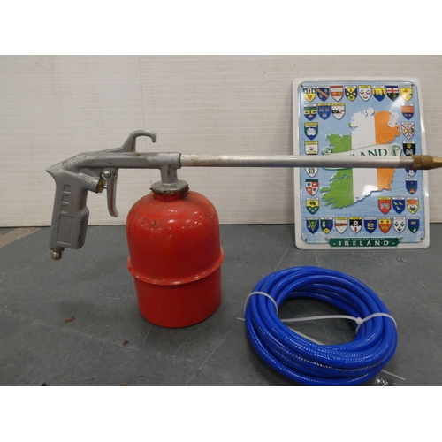 146 - Roof bars, carton containing fittings etc.