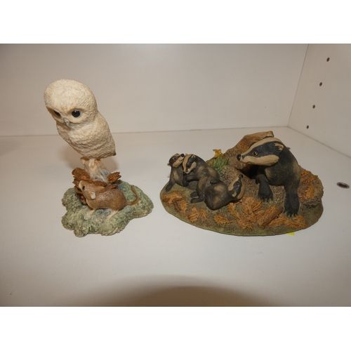 170 - Five small Border Fine Arts figures and figure groups to include a seal, lambs, owl, rabbit, badgers... 