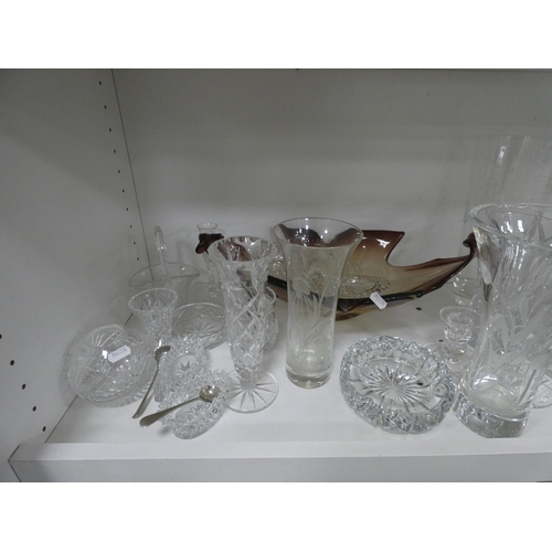 177 - Crystal and glassware to include decanter, whisky glasses, wine, liqueur and sherry glasses, vases, ... 