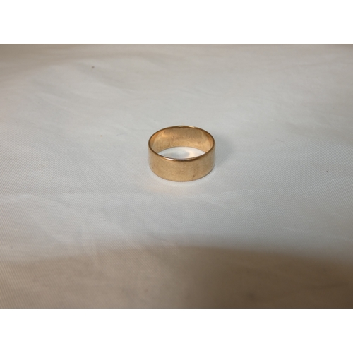 186 - 9ct gold band ring, '375', size S, 4.1g.