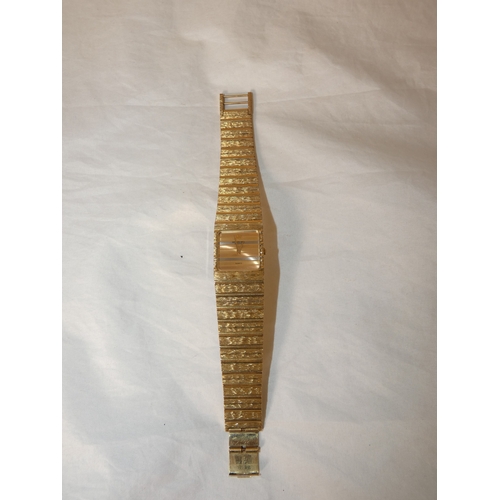 195 - Raymond Weil 18k gold electroplated gent's quartz wristwatch, model 9056.