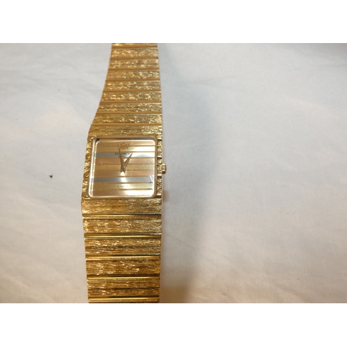 195 - Raymond Weil 18k gold electroplated gent's quartz wristwatch, model 9056.