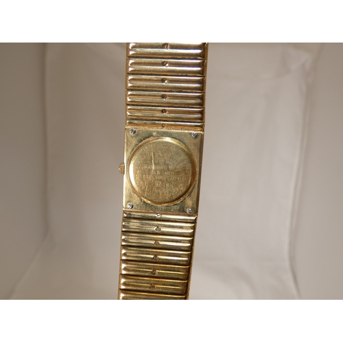 195 - Raymond Weil 18k gold electroplated gent's quartz wristwatch, model 9056.
