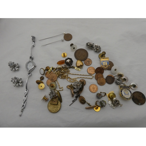 218 - Tin containing watches, jewellery and curios to include two rolled gold full hunter pocket watches, ... 