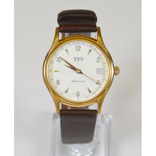 221 - Bernex Automatic gent's wristwatch with gold-coloured bezel, the white dial with date window, exhibi... 