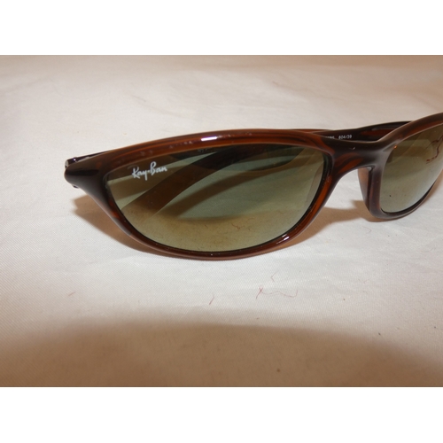 225 - Pair of lady's Ray-Ban sunglasses with outer case, no RB4028.