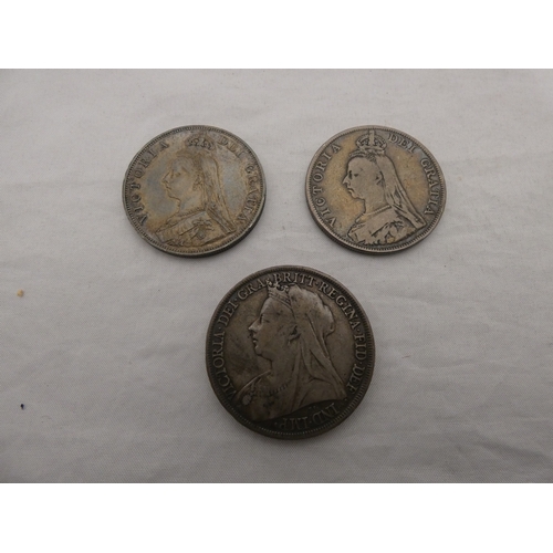 231 - Queen Victoria silver crown, 1898, and two Queen Victoria silver double florins, 1887 and 1889, 72g ... 