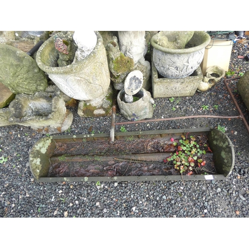552 - Vintage cast iron pig trough.