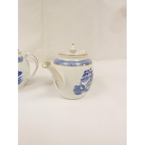 5 - New Hall teapot, blue printed with 