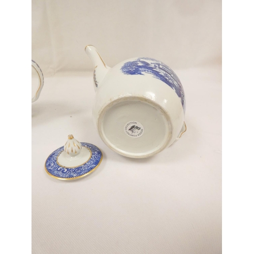 5 - New Hall teapot, blue printed with 