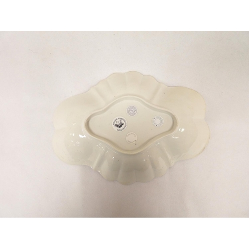 12 - New Hall dessert dish decorated with fruit sprays surrounded by leaf and flower swags, pale red bord... 