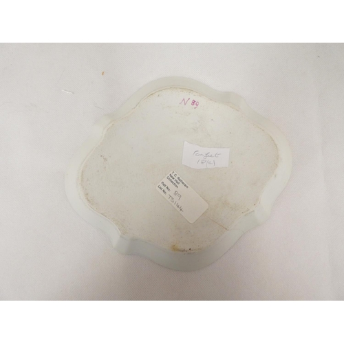 22 - New Hall teapot of silver shape with faceted body, wide loop handle and pine cone finial, pattern 89... 