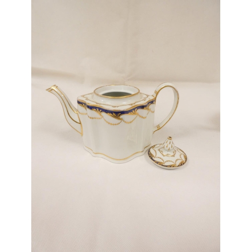 25 - New Hall teapot of silver shape with straight handle (nibbles to spout) and very rare variant handle... 