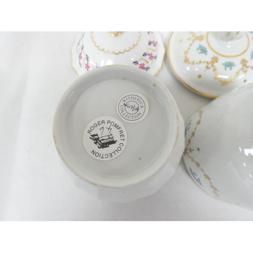 30 - New Hall sugar box and cover of faceted form, pine cone finial, pattern 90 in puce, purple and gilt,... 