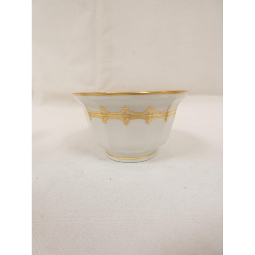 34 - New Hall sugar box and cover of rare faceted rice bowl shape, gilt pattern 81, 12cm high, ex Witheri... 