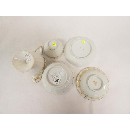 34 - New Hall sugar box and cover of rare faceted rice bowl shape, gilt pattern 81, 12cm high, ex Witheri... 