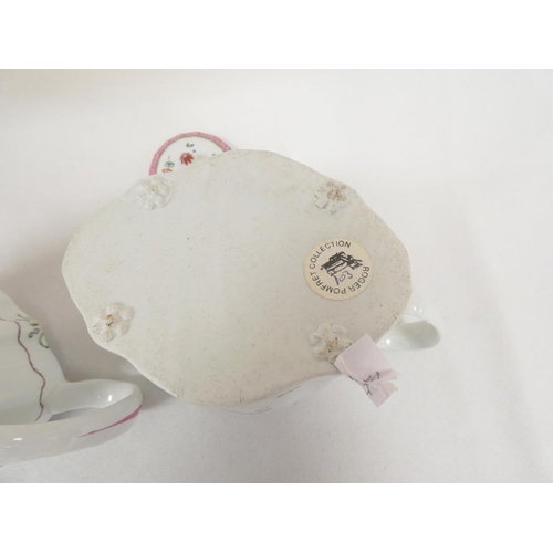 36 - New Hall graduated near pair of reeded silver shape teapots, curved spouts, pattern 139, swags and f... 