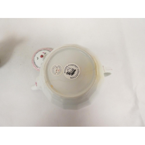 38 - New Hall teapot of spherical form with clip handle, pattern U23, blue and gilt swags, impact damage ... 