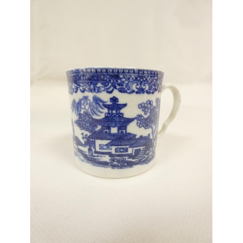 39 - Attributed to Enoch Wood coffee can, kinked loop handle and blue printed with 
