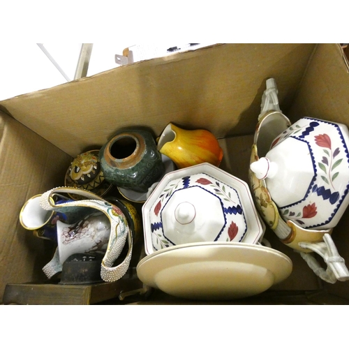 170 - Two boxes of various dinner and teaware.