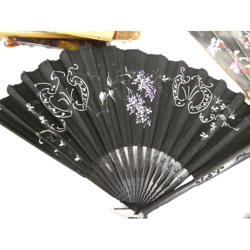 173 - Box of ladies antique fans.