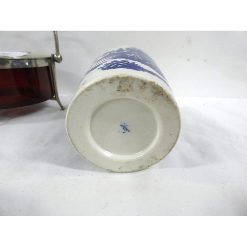 73 - 18th century Worcester blue & white Fisherman pattern caddy (lacking cover), & an epns and r... 