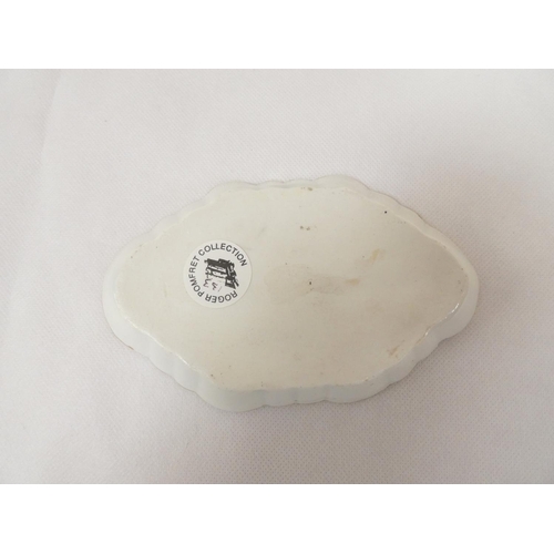 60 - New Hall small butter boat, rare form low lobed body with clip handle, floral spray decoration, pink... 