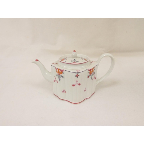 9 - Graduated near pair of New Hall teapots, each decorated with floral sprays and iron-red leaves (patt... 