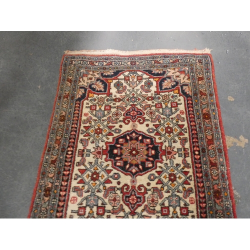 193 - Small Persian Hamadan-style hand-knotted rug.
