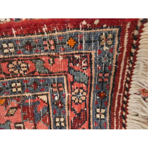 193 - Small Persian Hamadan-style hand-knotted rug.